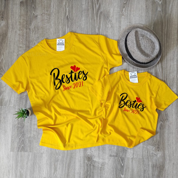 T-shirt Tamanho Grande Besties Since - Ano Personalizável