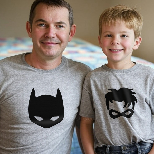 Conjunto de T-shirts a Combinar Batdad e Sidekick